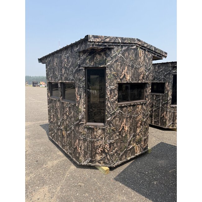 The Frontier - 6x8 Amish Camo Hunting Blind