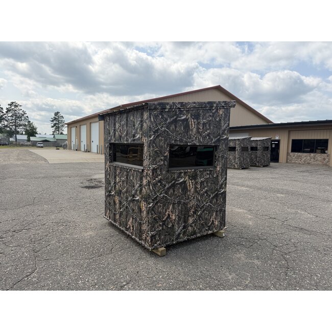 The Pioneer - 5.5x5 Amish Camo Hunting Blind