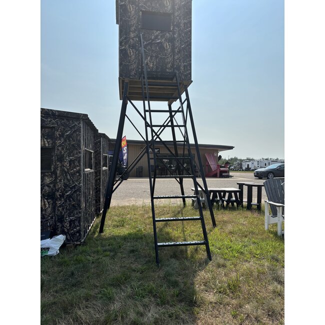 10' Stair Elevated Stand Hunting Blind Stand Tower