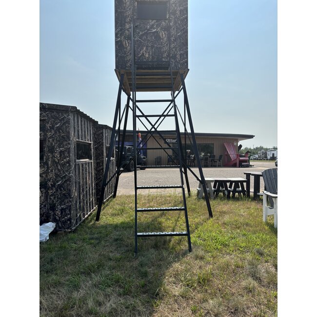 10' Stair Elevated Stand Hunting Blind Stand Tower
