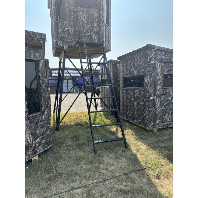 8' Stair Elevated Stand Hunting Blind Stand Tower