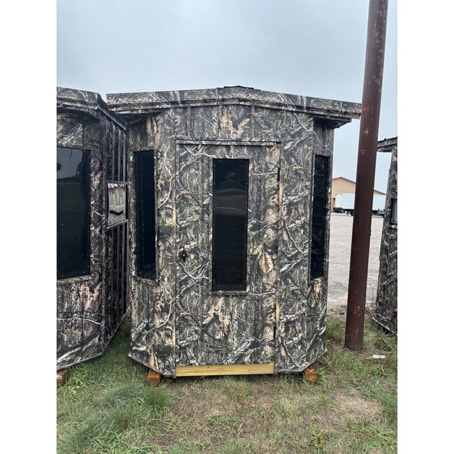 The Stronghold 6x5.5 Amish Camo Hunting Blind