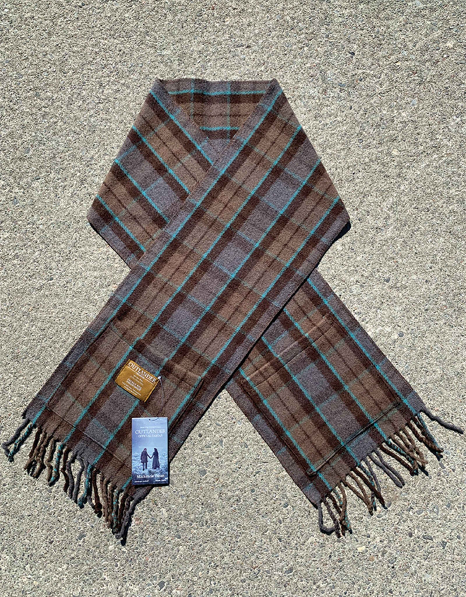 Outlander Merino Wool Pocket Scarf