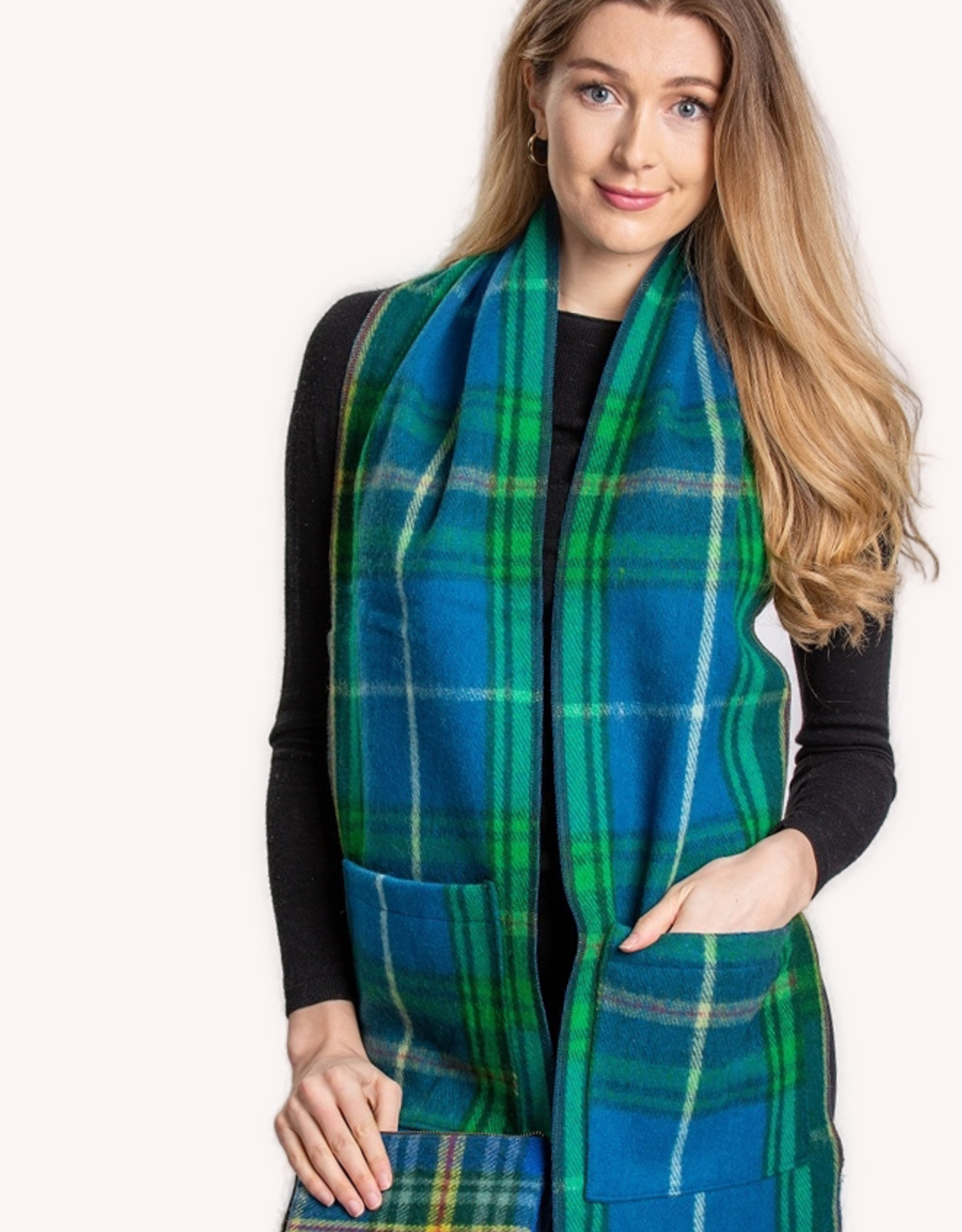 Merino Wool Pocket Scarf -