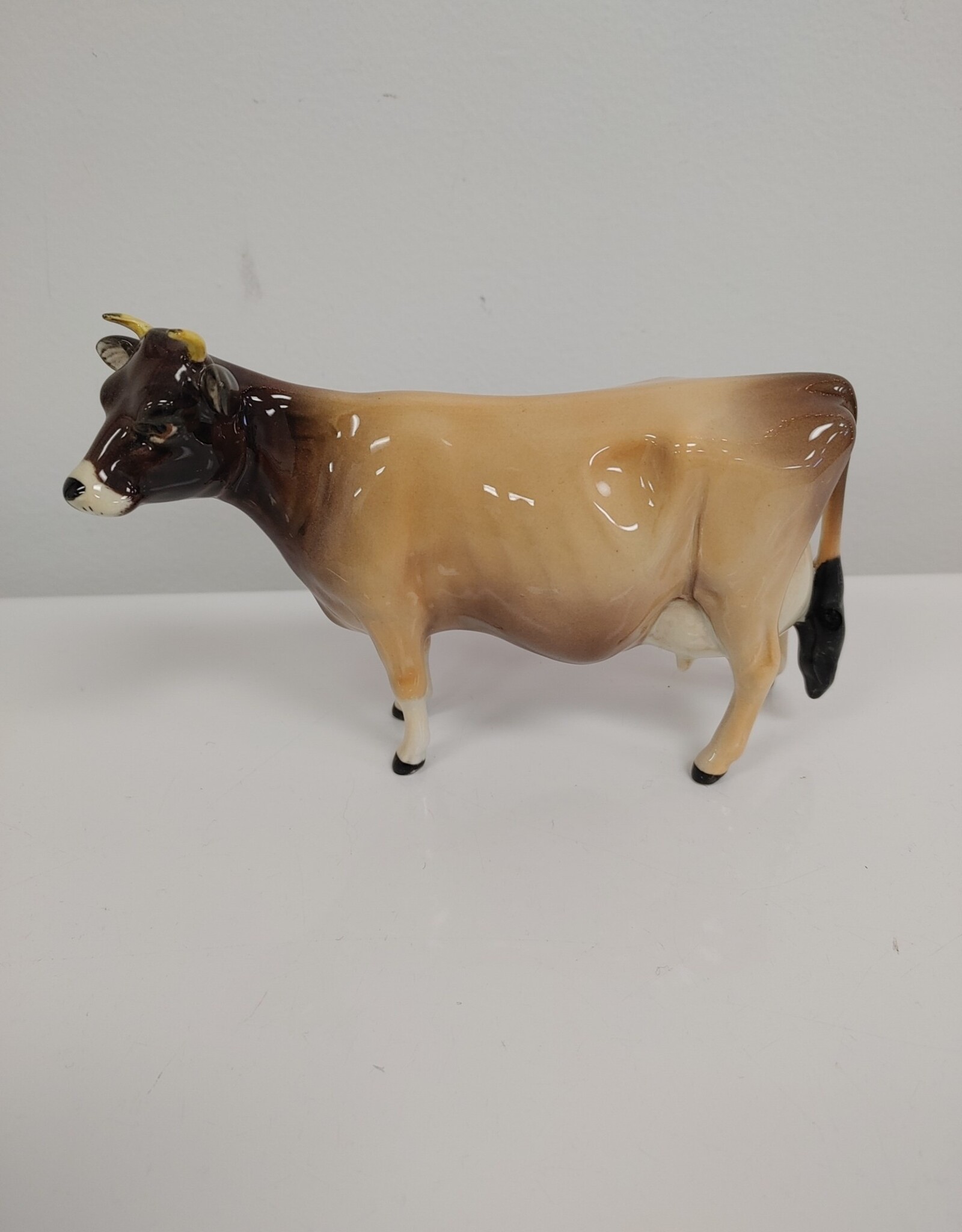Vintage Beswick Jersey Cow Figurine Porcelain Glossy - England
