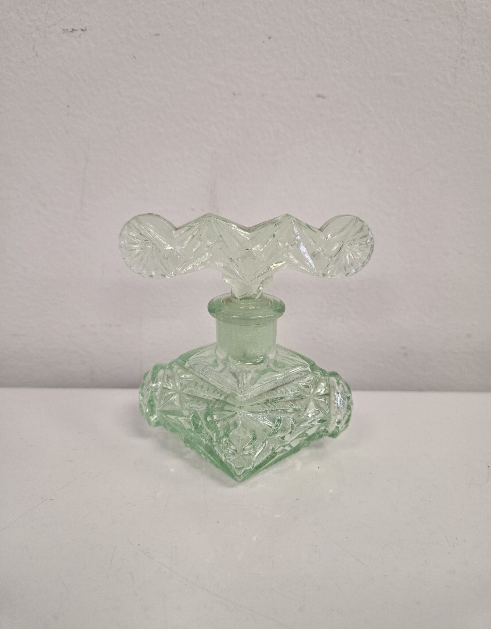 Green Uranium Glass Art Deco Perfume Bottle w/stopper - Japan