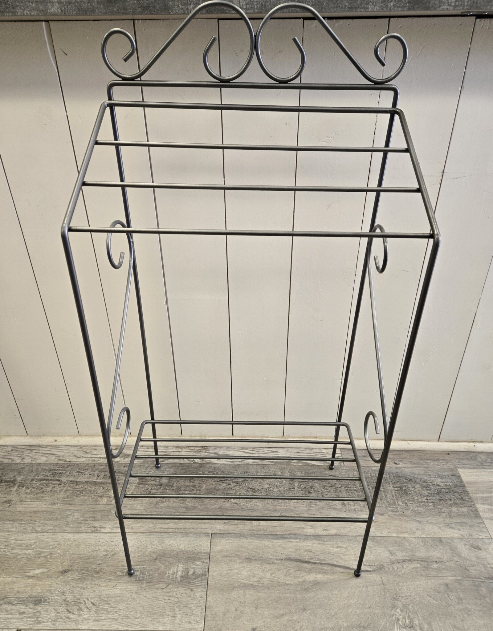Free Standing Towel Stand