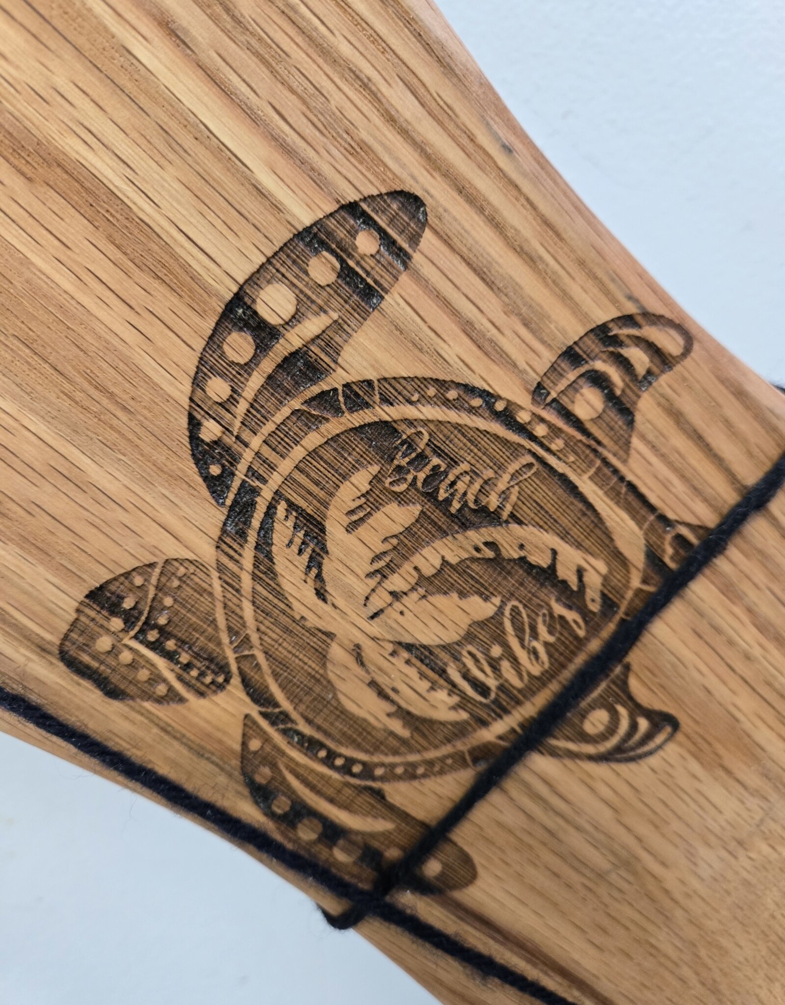 22" Red Oak Engraved Board - Turtle