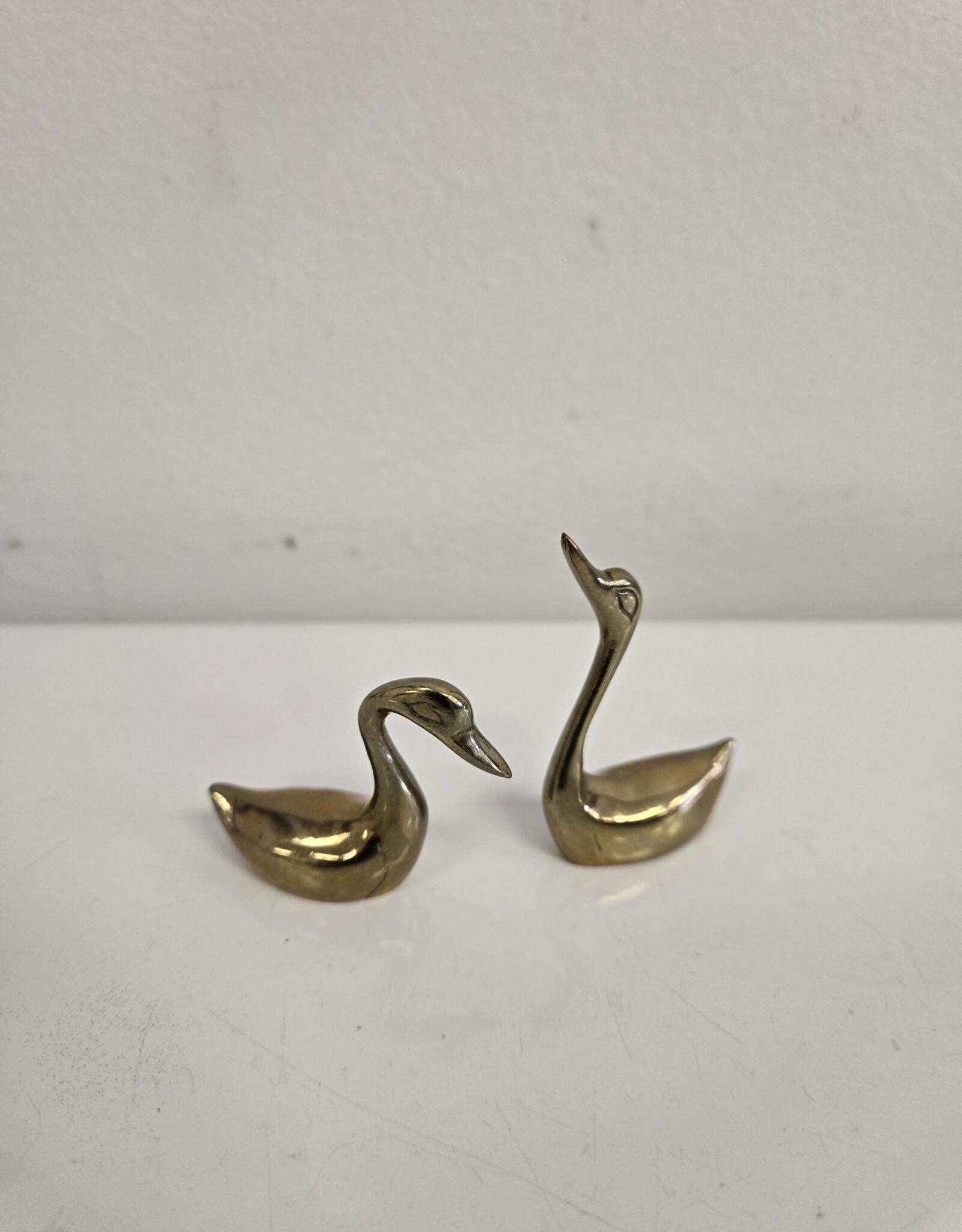 Vintage Brass Swans - 2" & 1.5" - Set of 2
