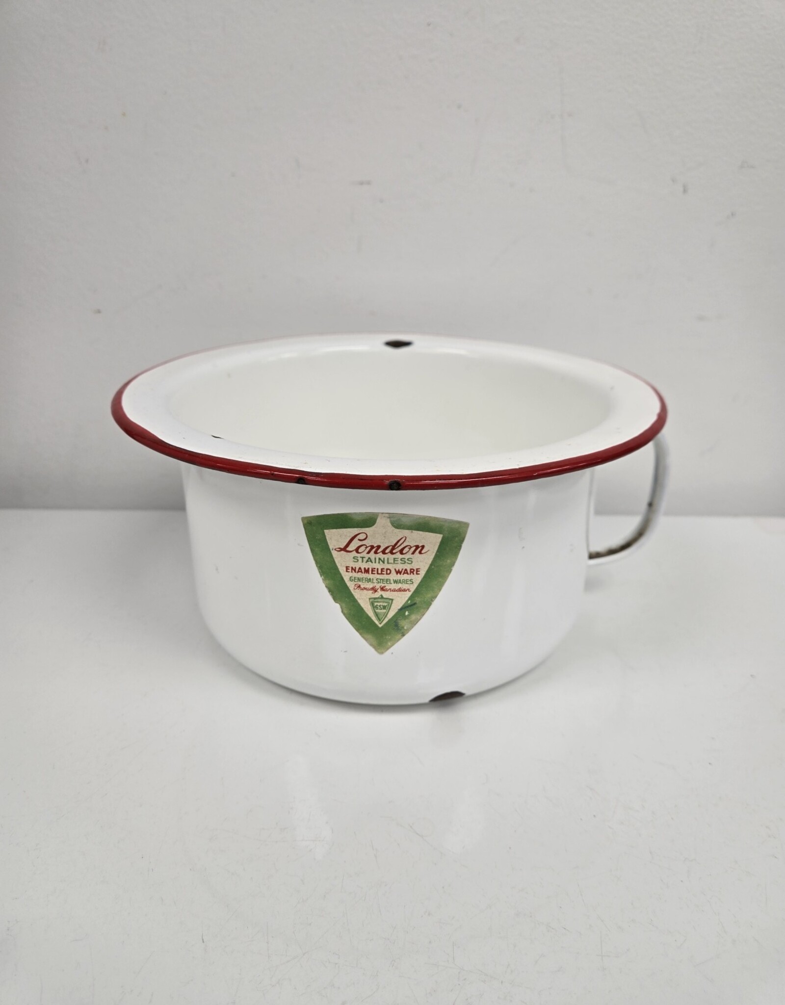 Vintage White GSW Chamber Pot - red trim