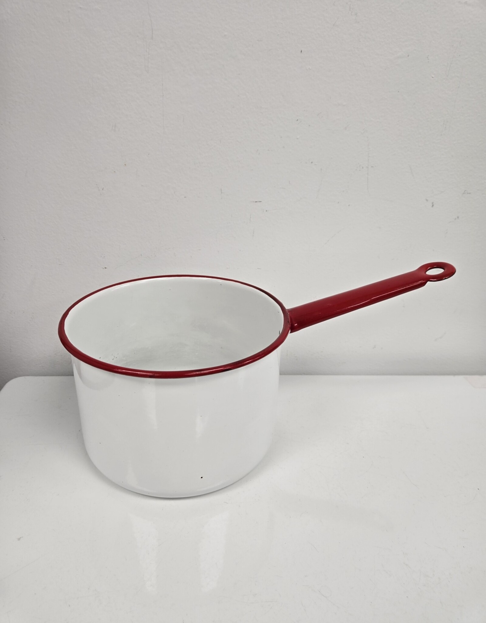 Vintage White Saucepan - red trim