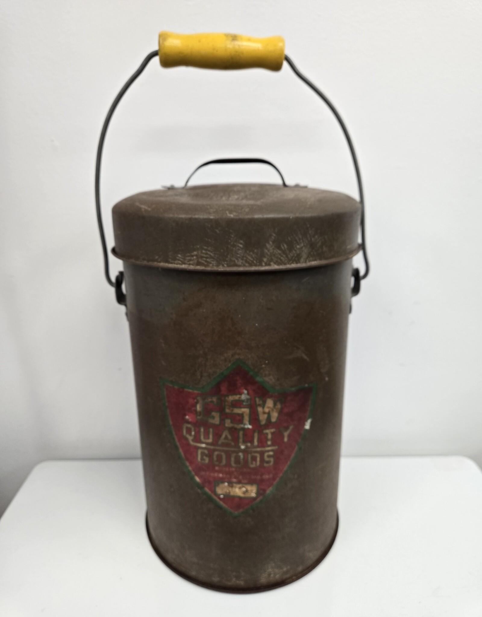 Vintage GSW Pail w/lid & wood handle