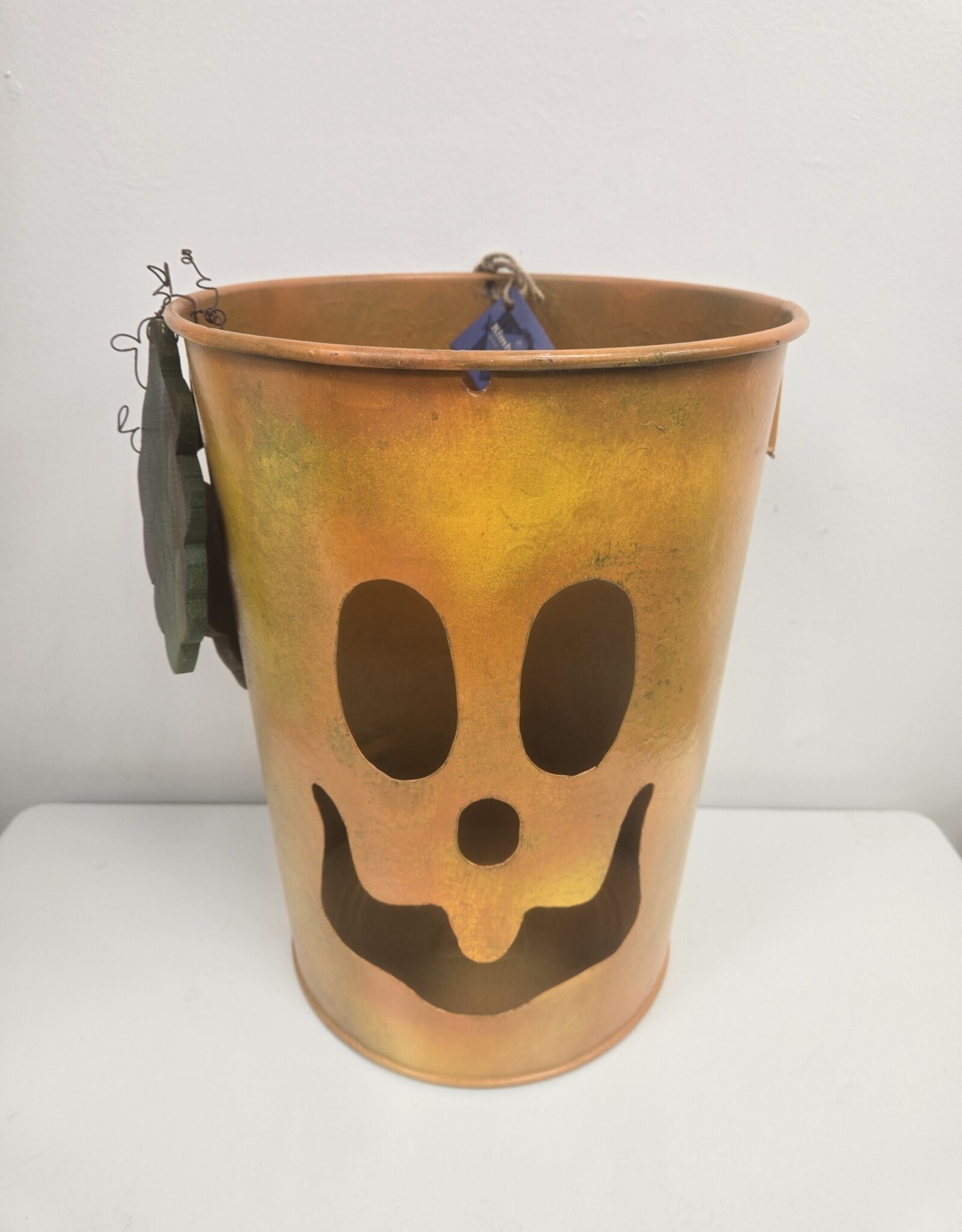 Bucket Pumpkin