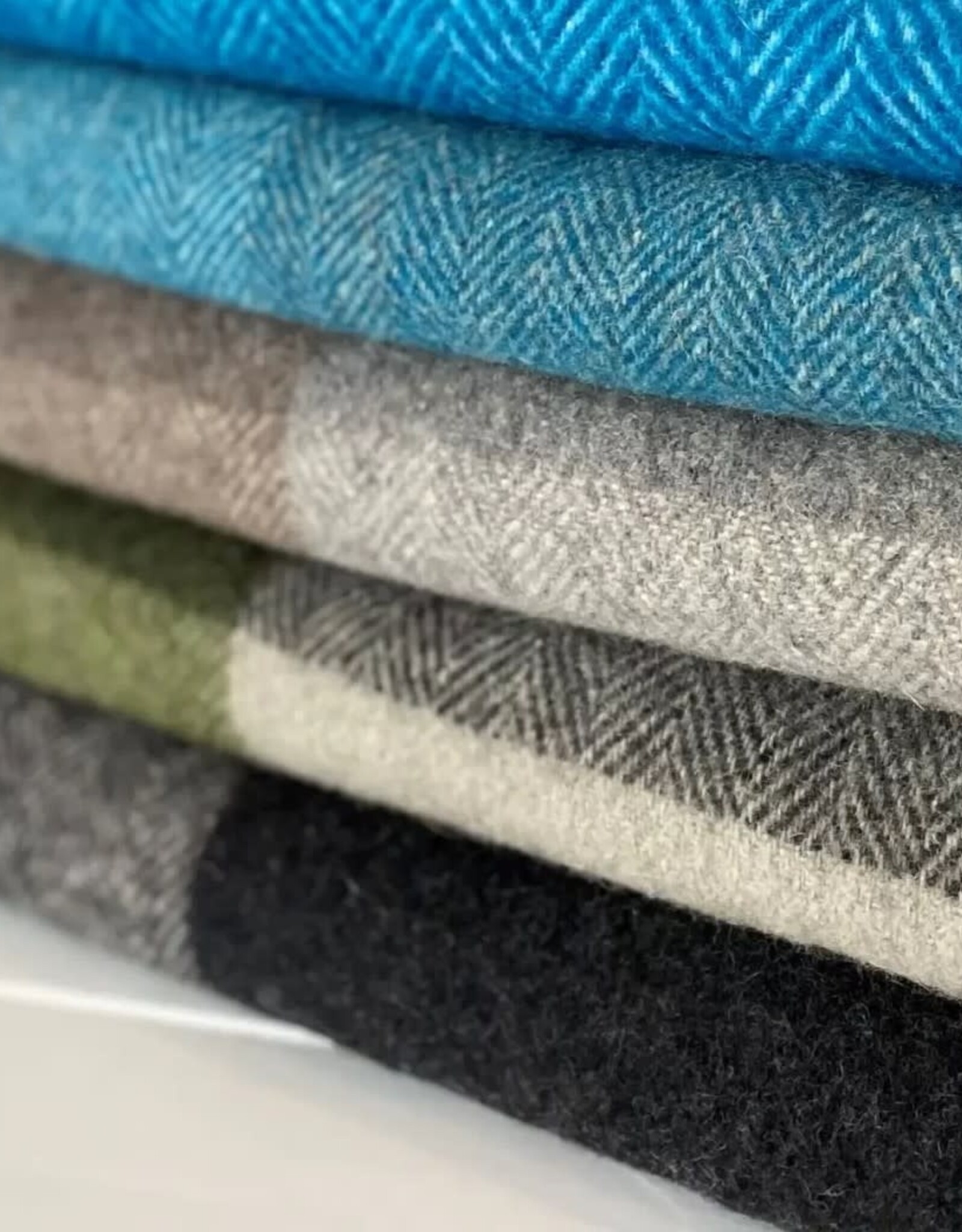 British & Irish Imports Herringbone Check Wool Blanket