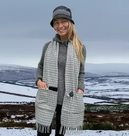British & Irish Imports Luxe-Lined Wool 4 Pocket Scarf