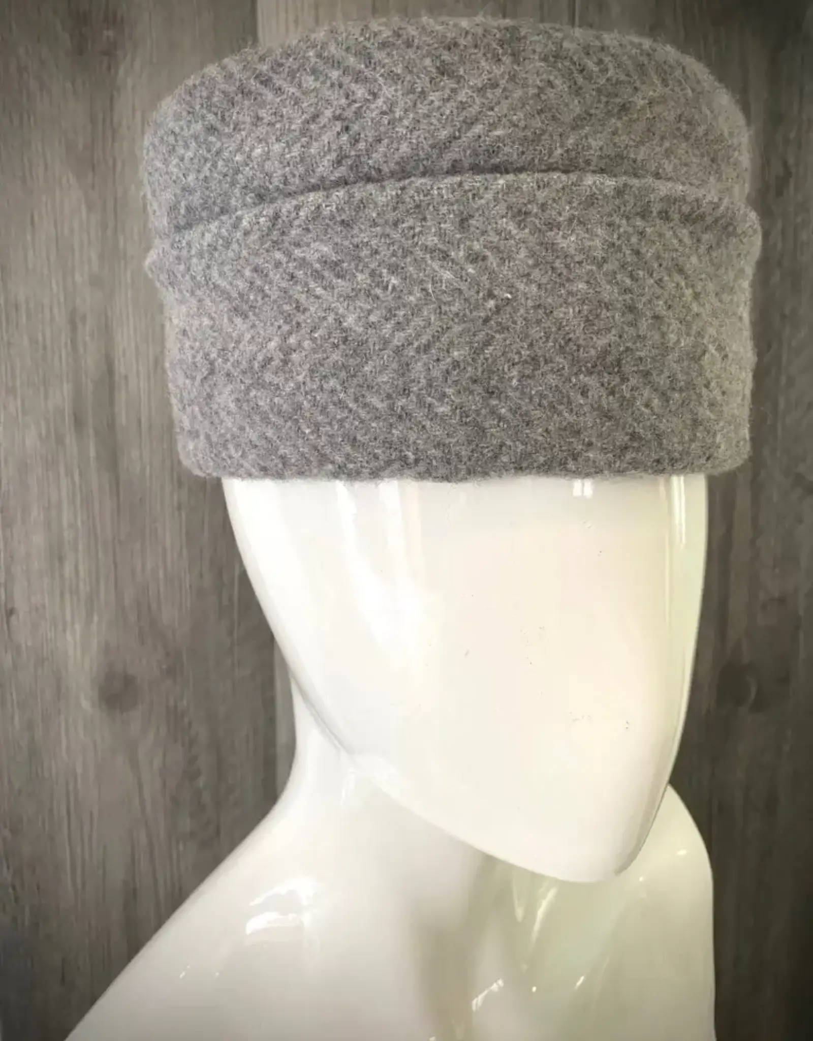 British & Irish Imports Ladies Handcrafted Pillbox Hat
