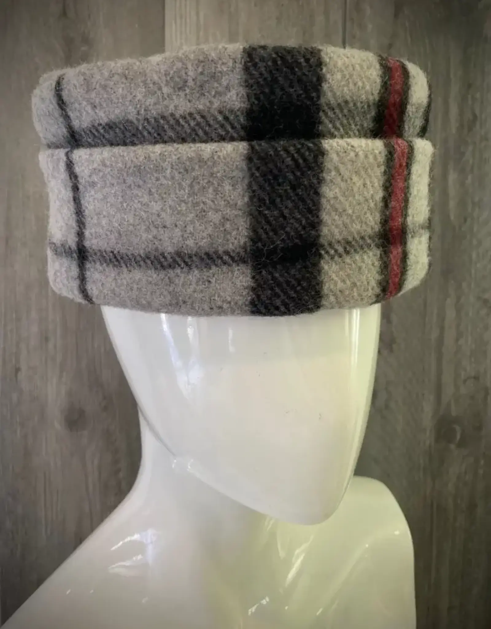 British & Irish Imports Ladies Handcrafted Pillbox Hat