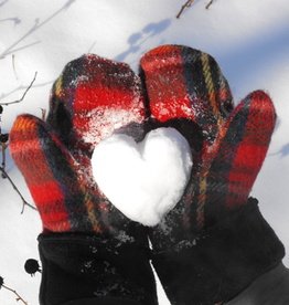 British & Irish Imports Ladies Handcrafted Mittens