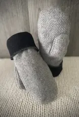 British & Irish Imports Ladies Handcrafted Mittens