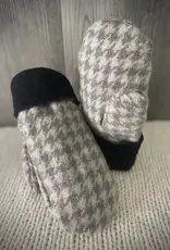 British & Irish Imports Ladies Handcrafted Mittens