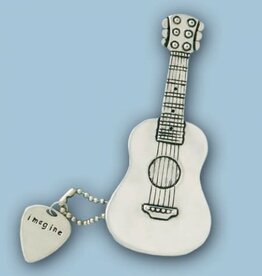 Guitar Box w/Imagine Keychain