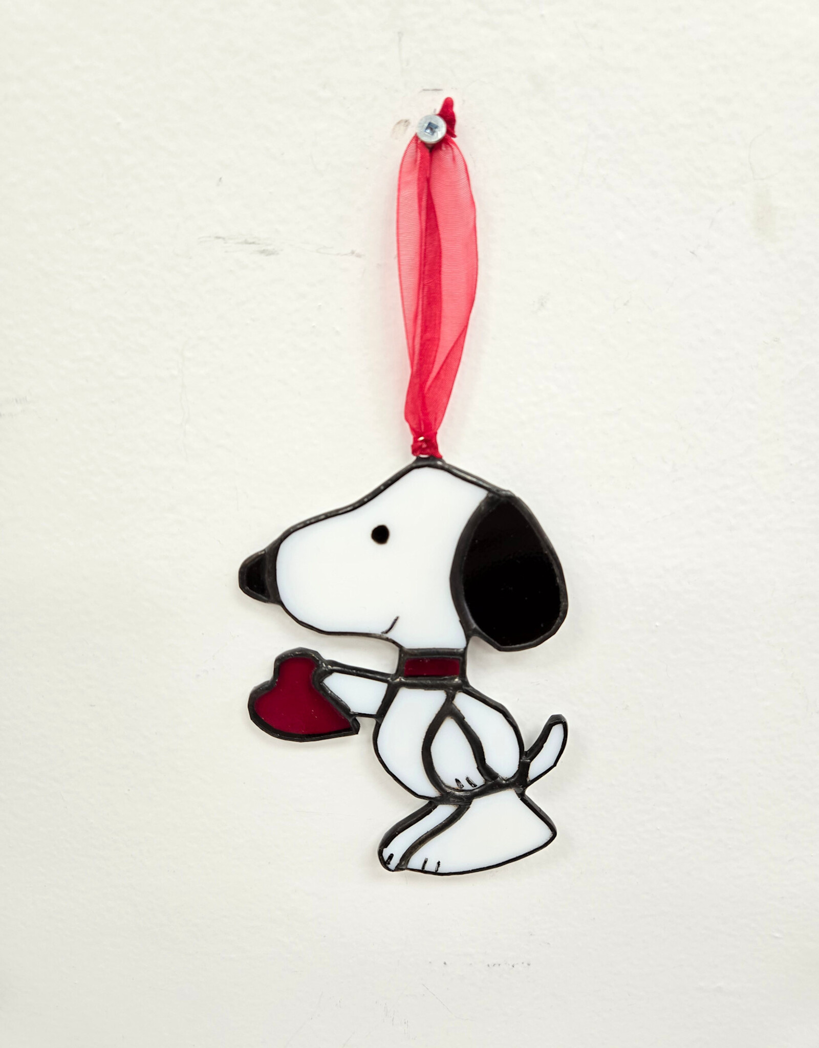 Stained Glass Snoopy w/Heart