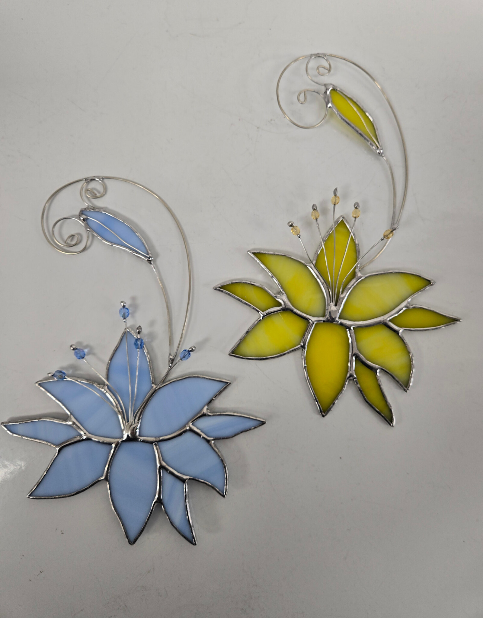 Stained Glass Large Lily Suncatcher w/wire & beads - various colours