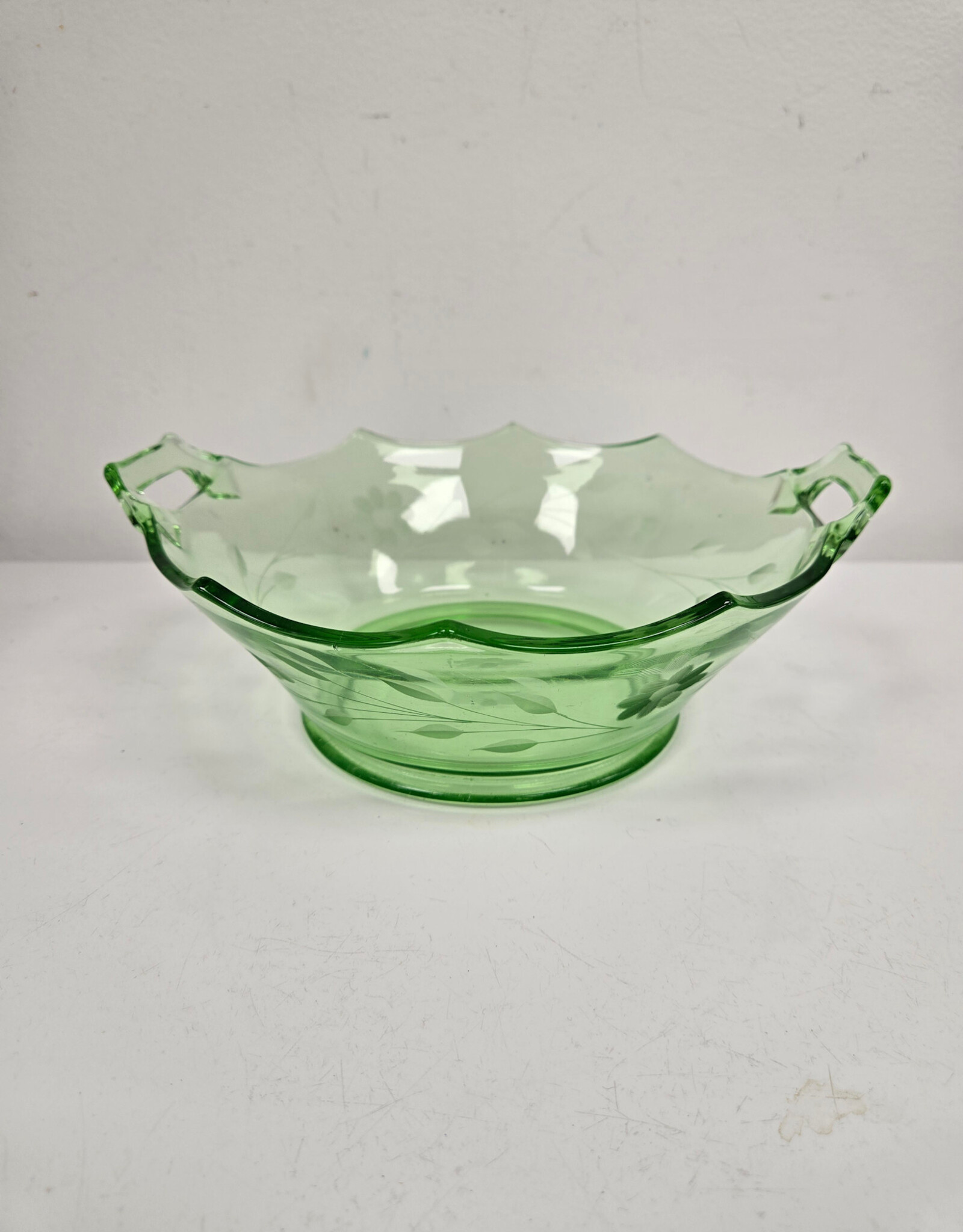 Green Uranium Glass Decagon Bowl w/etched flowers