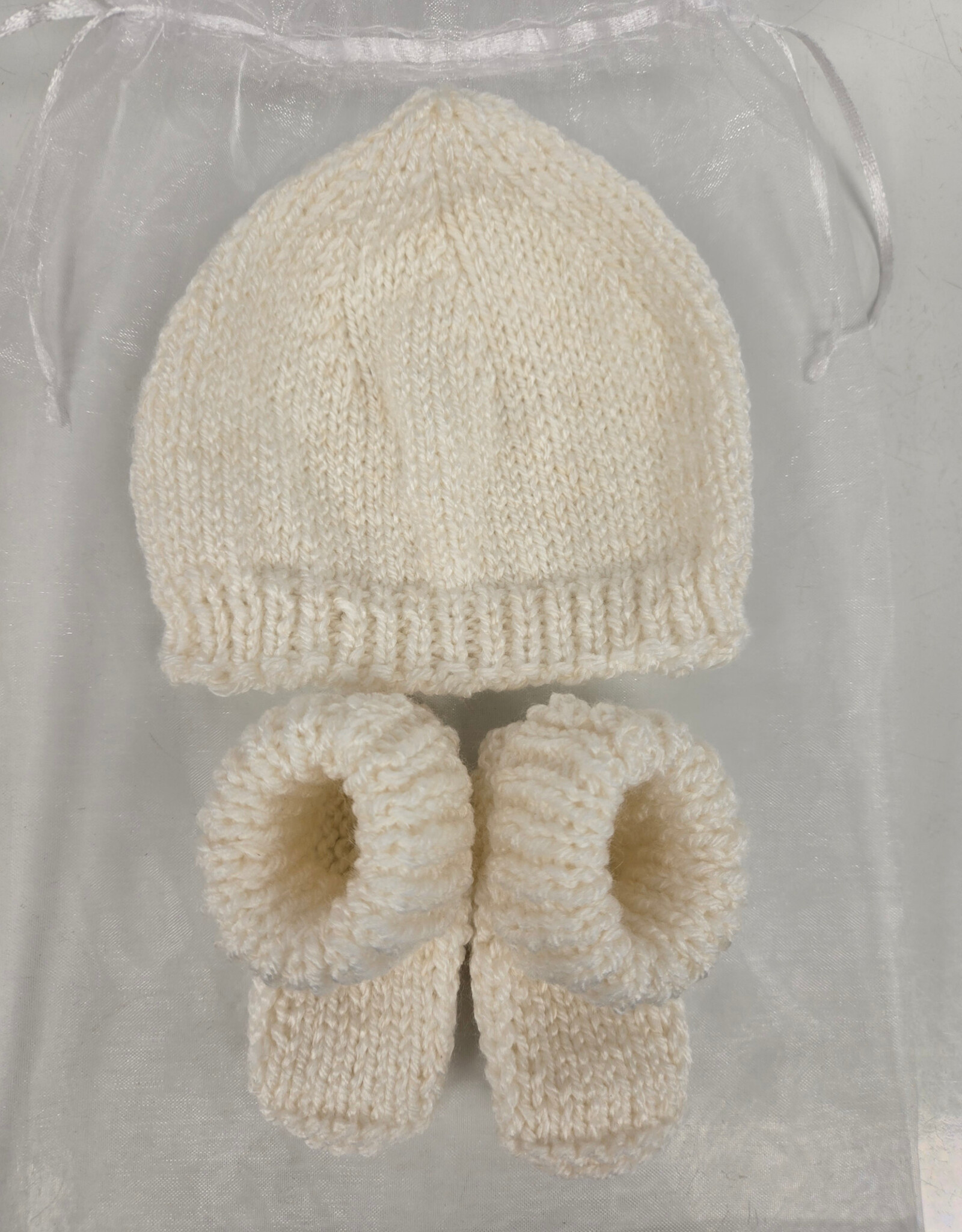 Knitted Bootie & Hat Set - Cream