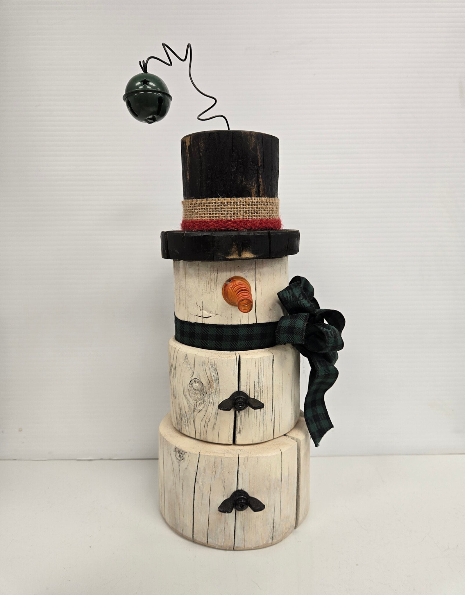 Wooden Stacked Post Snowman