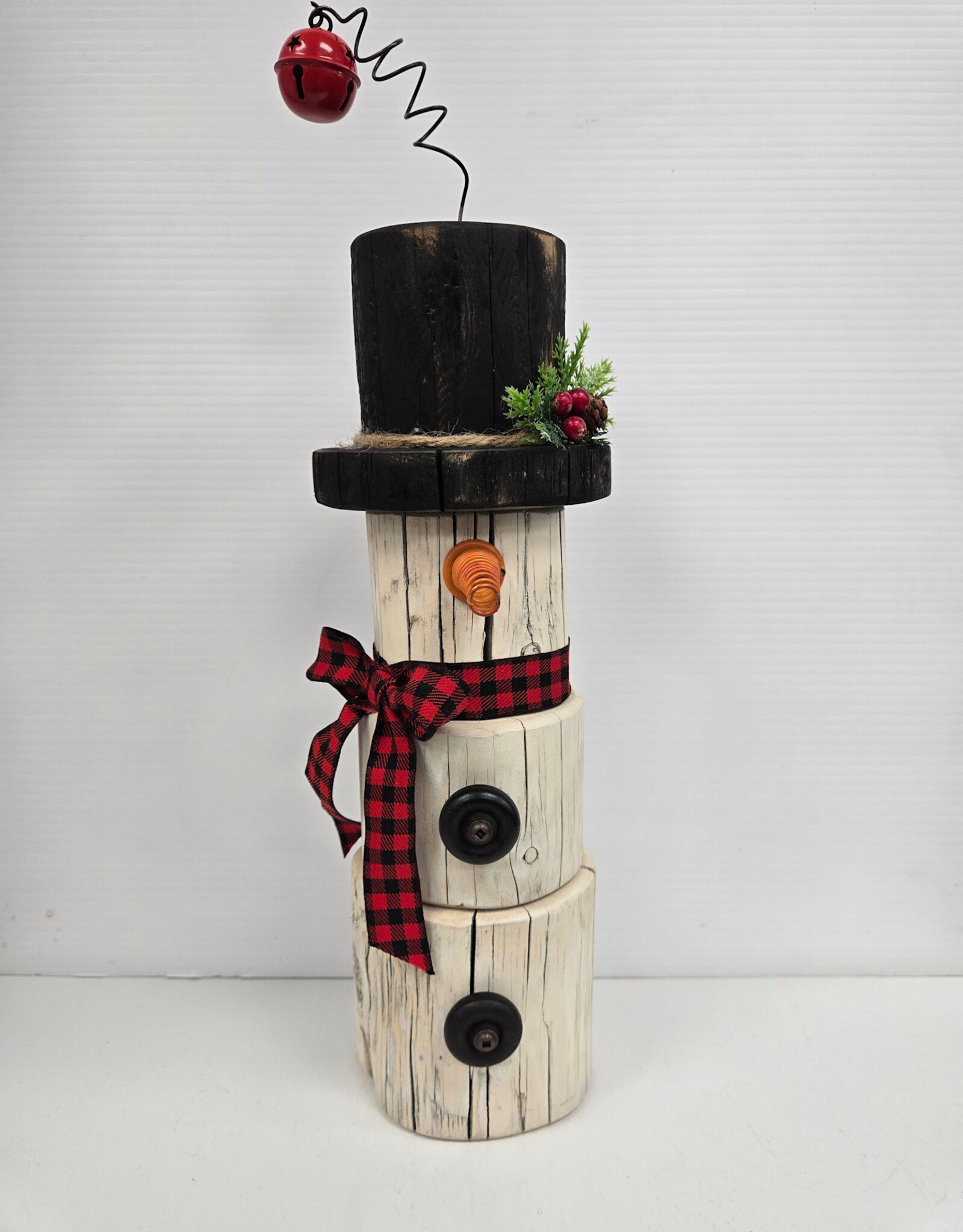 Wooden Stacked Post Snowman