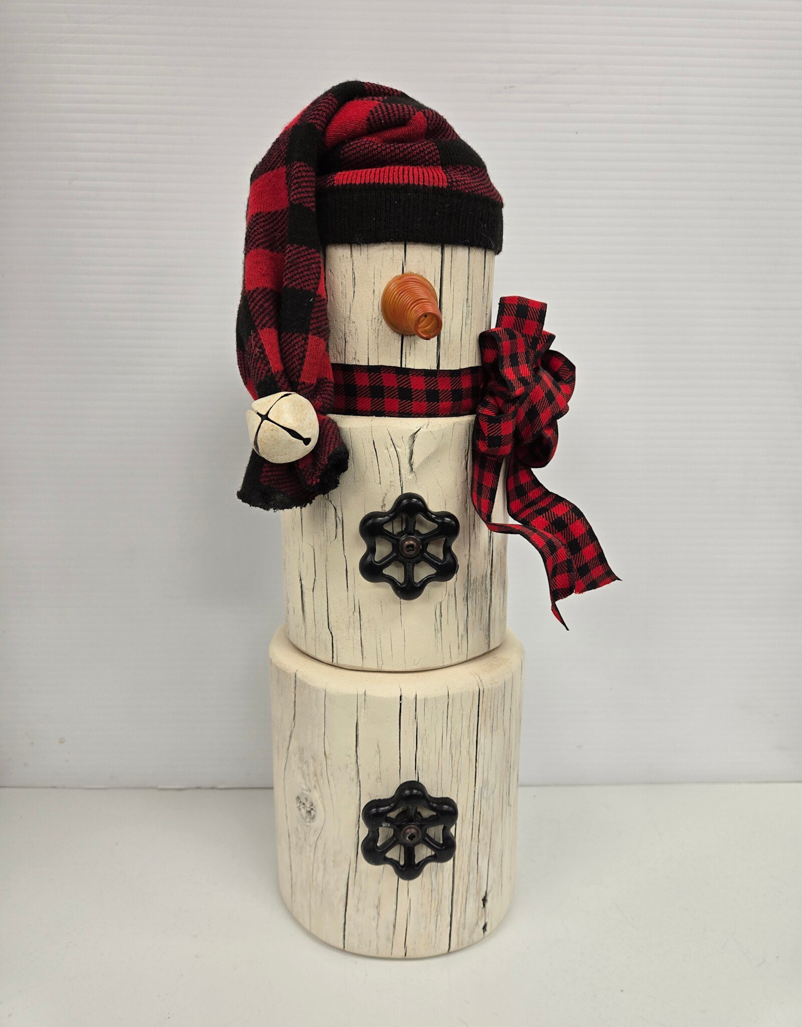 Wooden Stacked Post Snowman