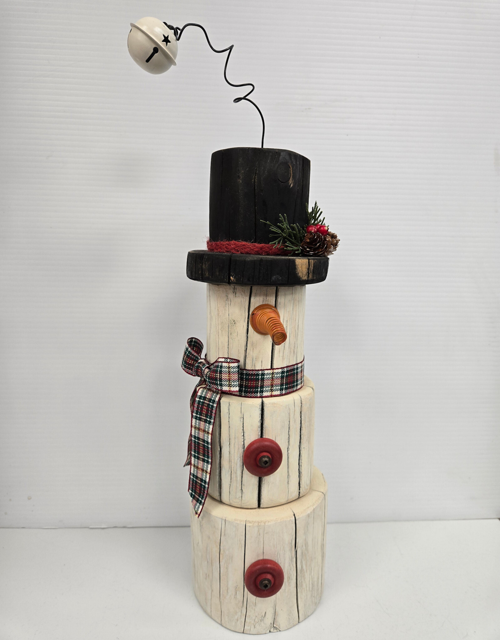 Wooden Stacked Post Snowman