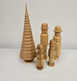 Handmade Wooden Turned Family of 4 w/Tree