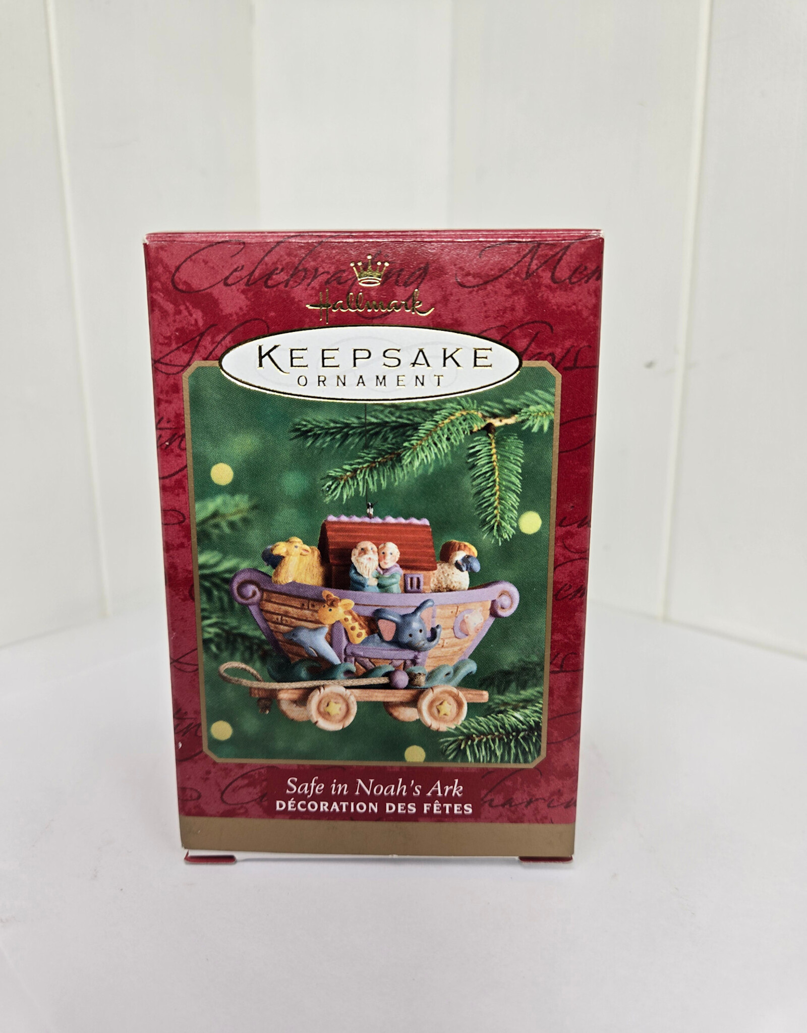 Hallmark Keepsake Safe in Noah's Ark Ornament - 2000
