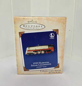 Hallmark Keepsake 1939 Hiawatha Steam Locomotive Ornament - 2004