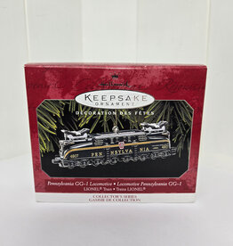 Hallmark Keepsake Ornament  Pennsylvania GG-1 Locomotive  Lionel- 1998