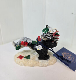 Charming Tails Airmail Skunk Figurine