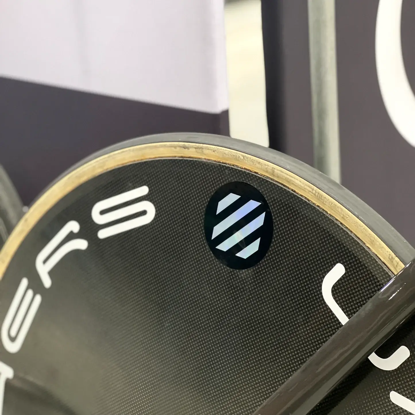 Velobike SEND IT valve hole stickers (Set of 4) - Velo IBIKE Montréal