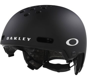 Oakley STREET1