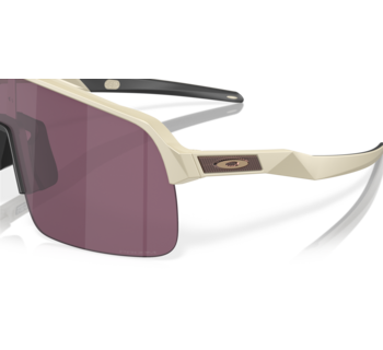 Oakley sutro light matte sand, prizm road black
