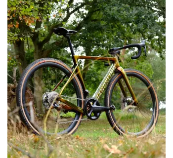 A1R0evoG Gravel Bike - Handsling