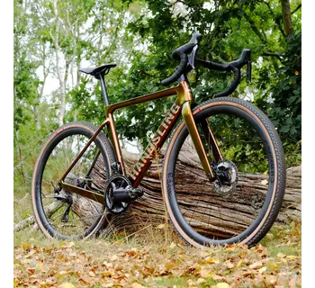 A1R0evoG Gravel Bike - Handsling