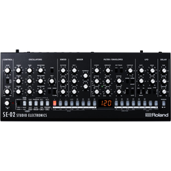 Roland SE-02 Synthesizer