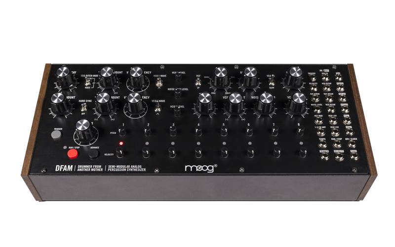 Moog Drummer From Another Mother (DFAM)