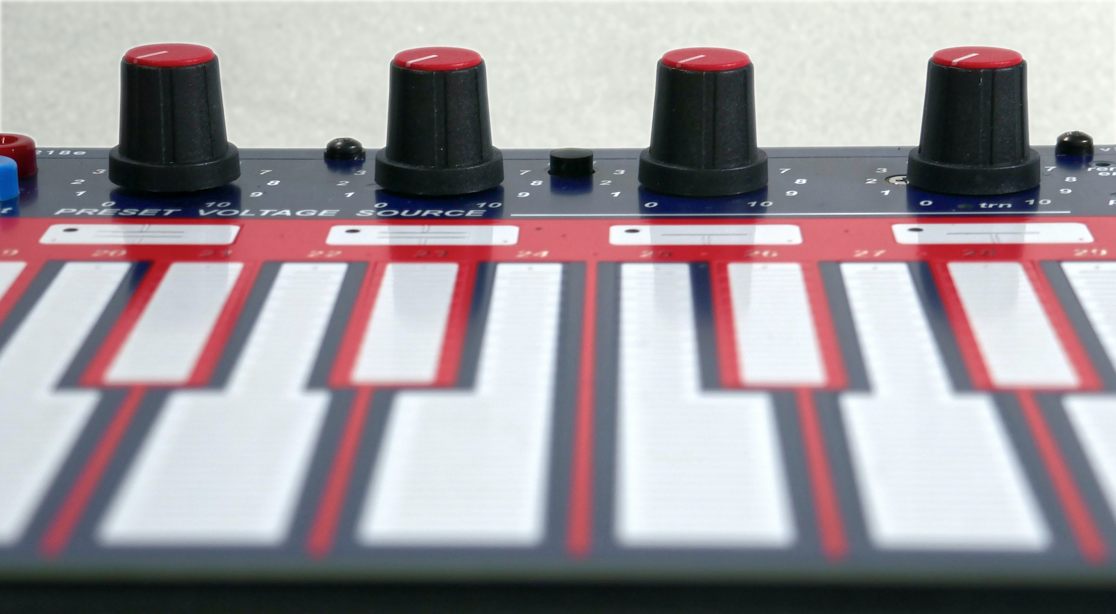 人気沸騰】 | モジュラーシンセ Buchla | v3 LEM218 | Buchla