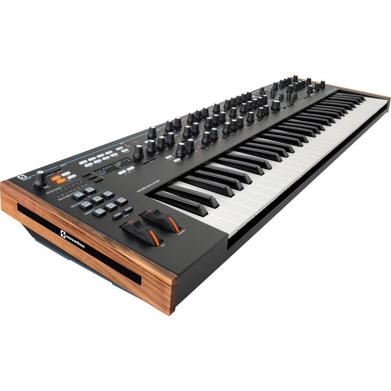 Novation Summit - Control Voltage