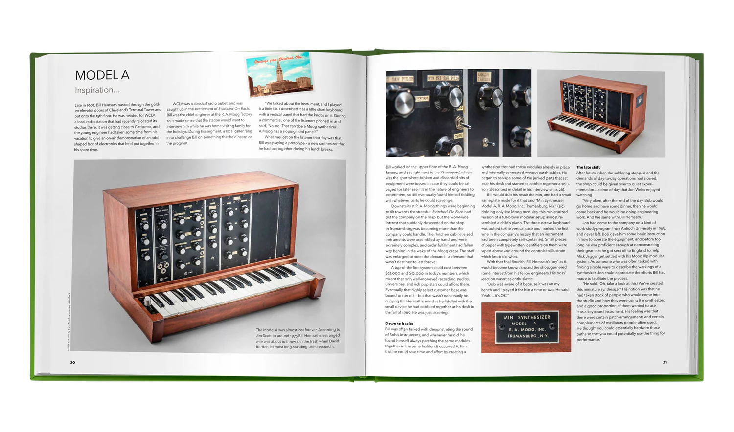 BJOOKS The Minimoog Book