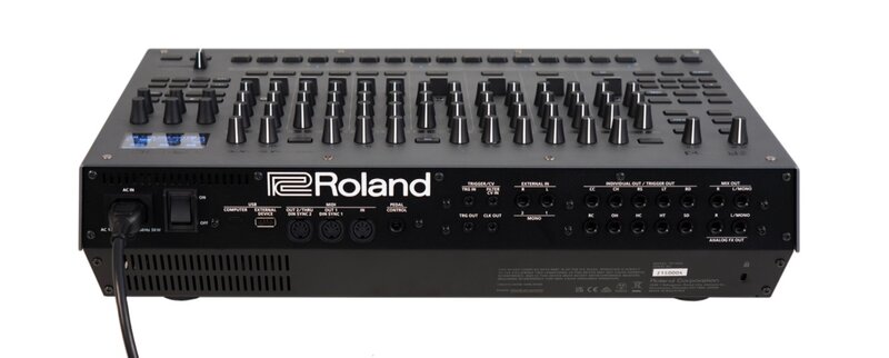 Roland TR-1000 - Control Voltage