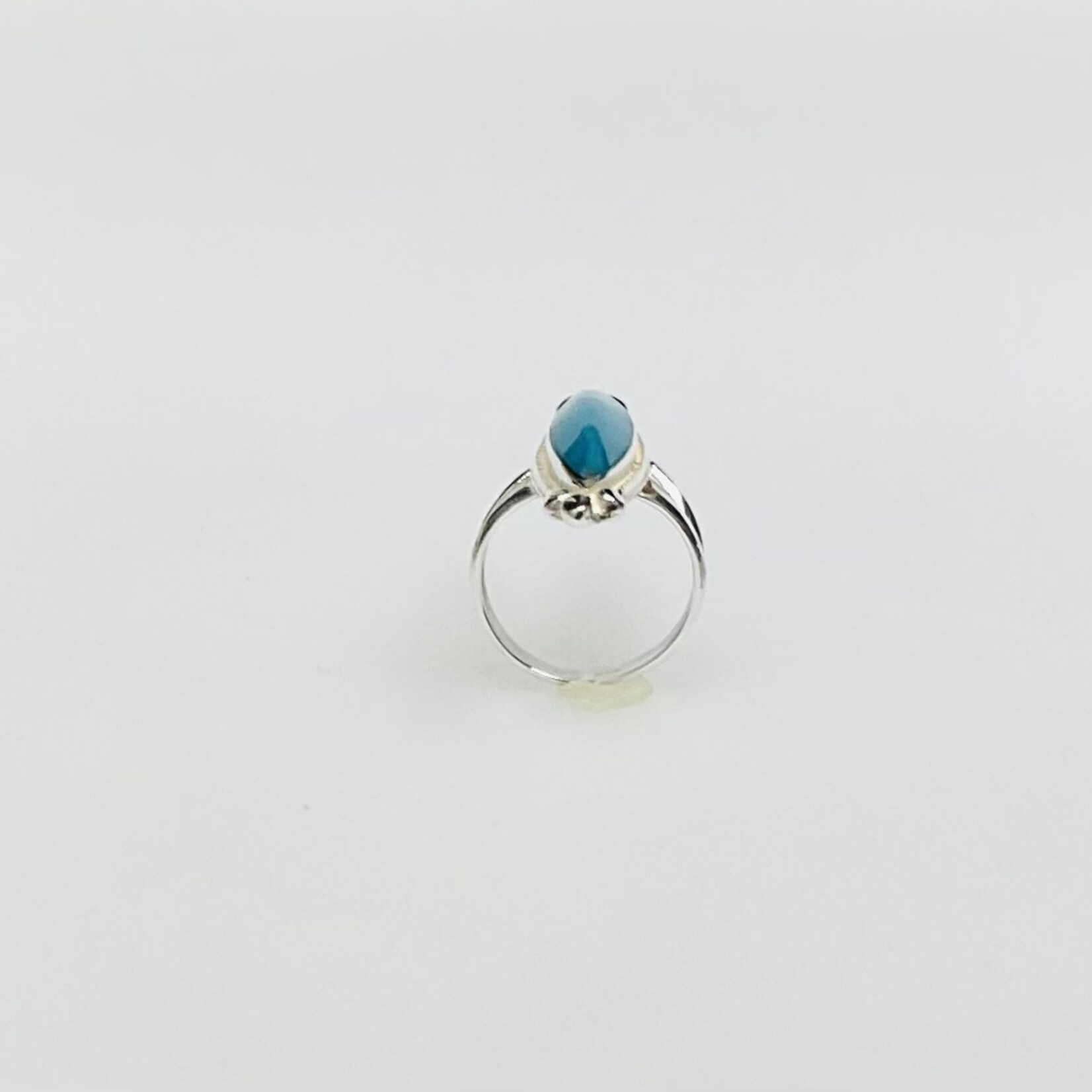 Ladies Turquoise Fashion Ring / Silver